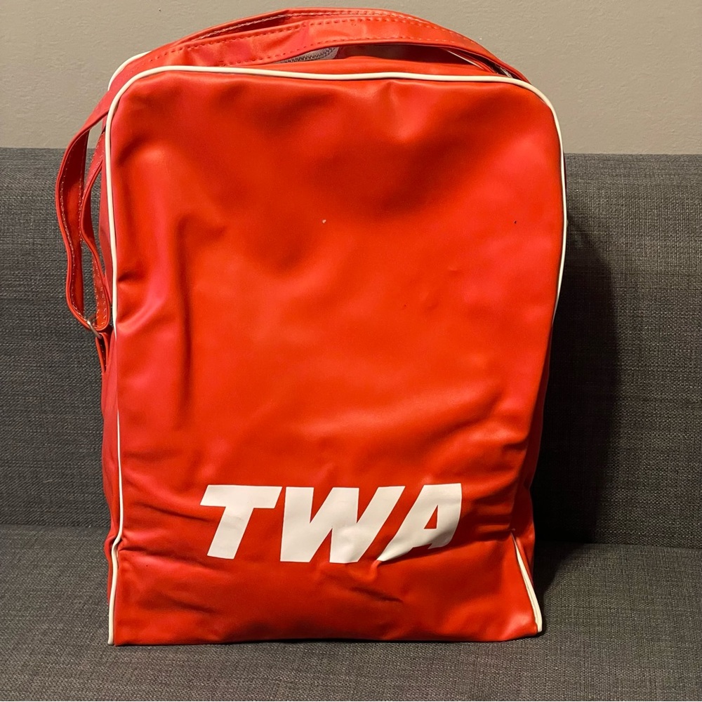 Vintage TWA Trans World Vacations Red White Zip Shoulder Travel Carry On Bag